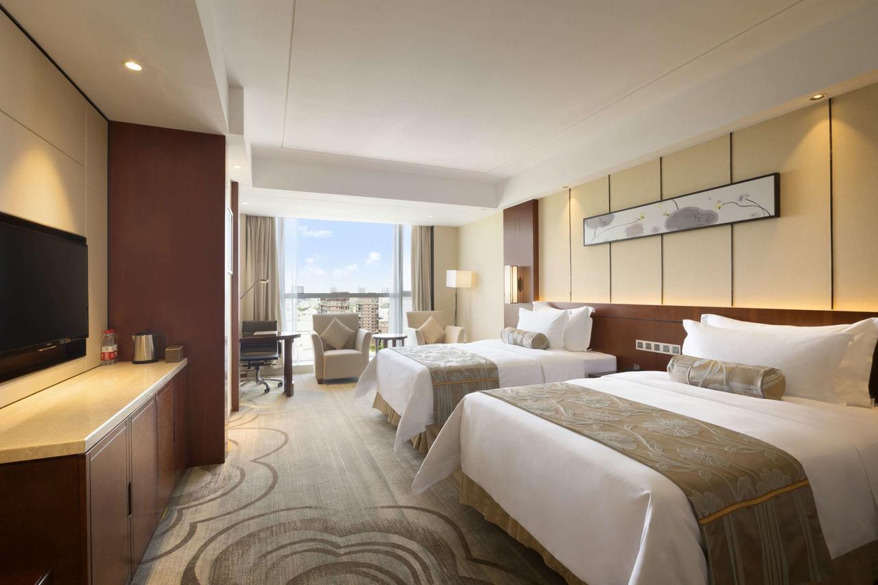 Ramada Jiaxing Hotel Exterior photo