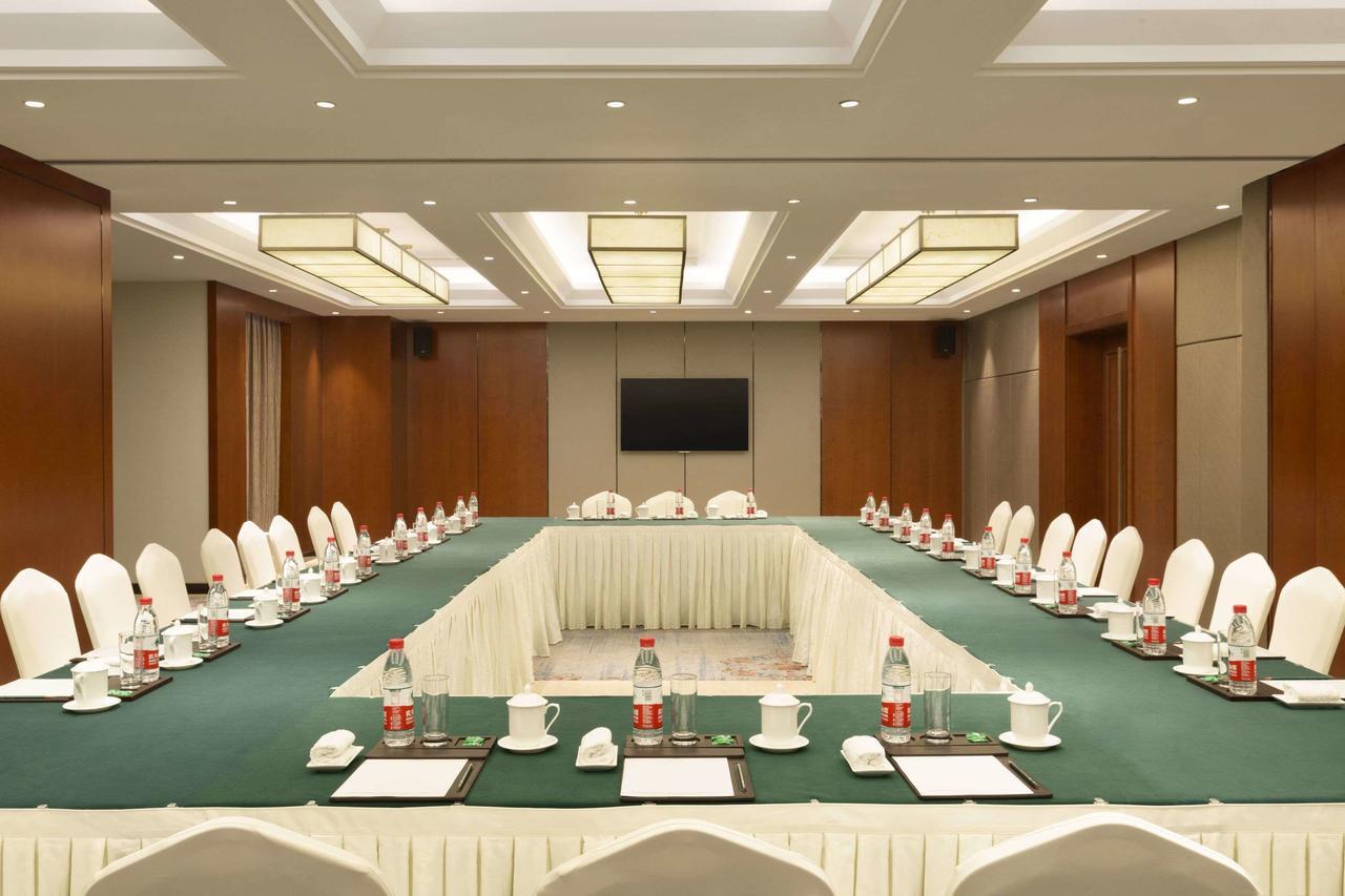 Ramada Jiaxing Hotel Exterior photo